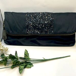 GAP vintage clutch purse (000184)